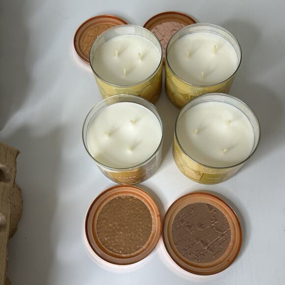 Bath & Body Works 3 Wick Candle Leaves Scent 14.5oz Lot Of 4 Fall Autumn - Picture 4 of 5